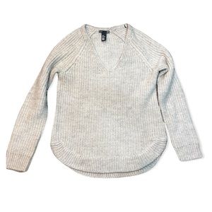 H&M Sweater Size XS